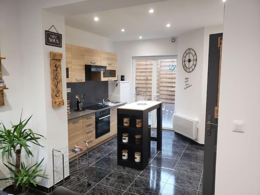 Maison Chez Fredo Calais Ngoại thất bức ảnh